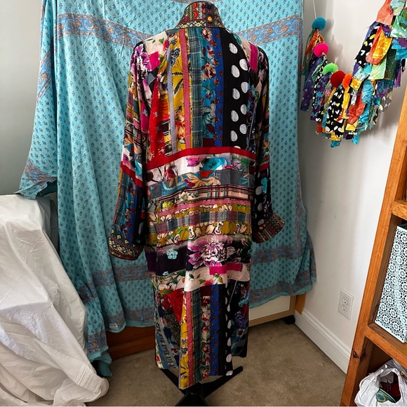 Johnny Was Silk Reversible Floral Kimono - Picture 9 of 13